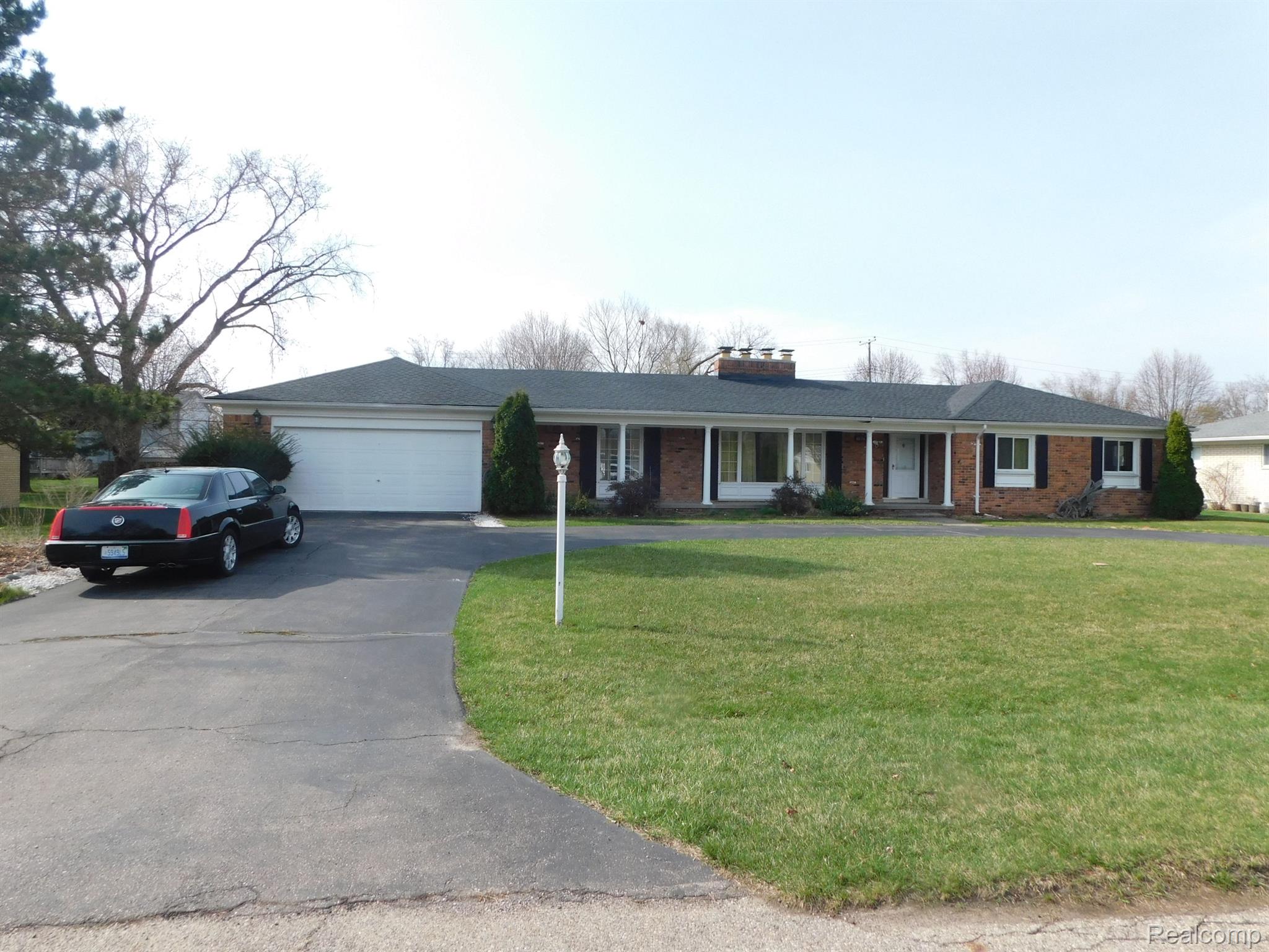 1190 Torpey Road Troy, MI 48083 - Photo 2 of 18