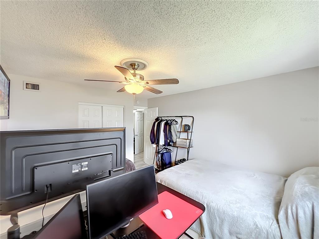 918 Lake Destiny Road, Unit F Altamonte Springs, FL 32714 - Photo 23 of 37