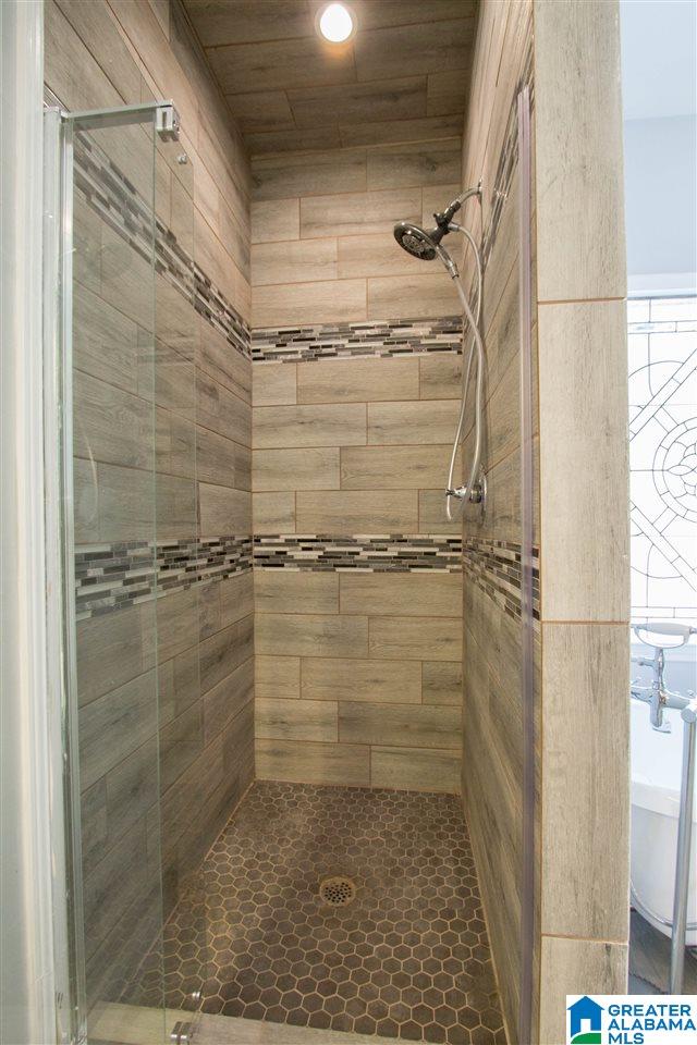 3523 Rhodes Drive Birmingham, AL 35209 - Photo 18 of 36 Gallery Image 18
