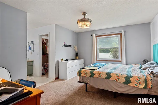 $249,900 | 2637 Sarona Road, Springfield, IL 62704