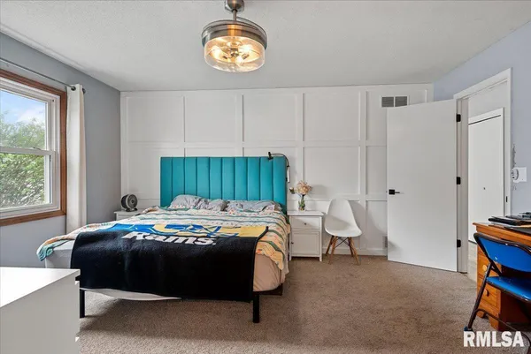 $249,900 | 2637 Sarona Road, Springfield, IL 62704