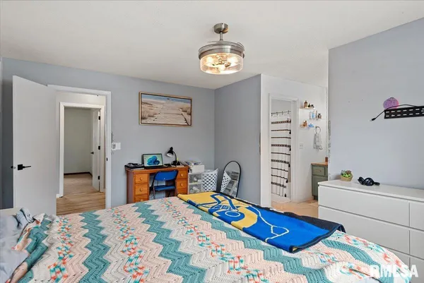 $249,900 | 2637 Sarona Road, Springfield, IL 62704