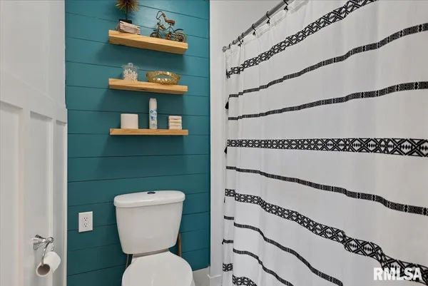 $249,900 | 2637 Sarona Road, Springfield, IL 62704