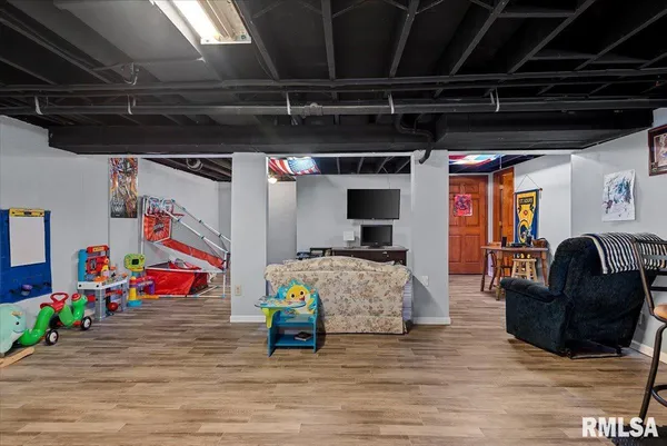 $249,900 | 2637 Sarona Road, Springfield, IL 62704