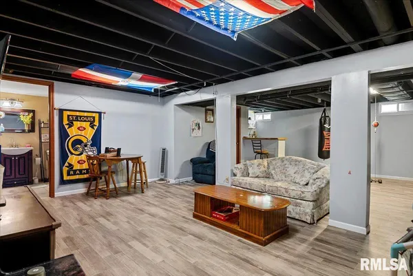 $249,900 | 2637 Sarona Road, Springfield, IL 62704