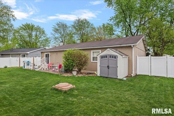 $249,900 | 2637 Sarona Road, Springfield, IL 62704