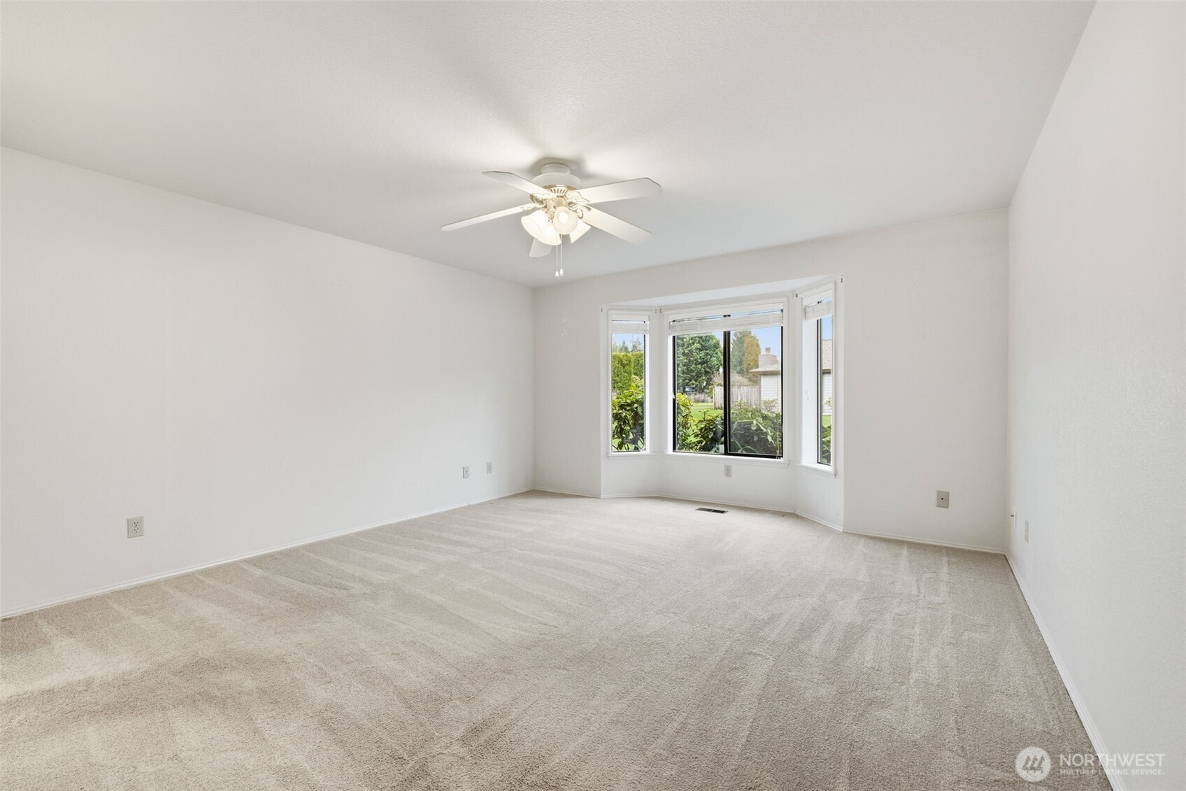 7904 53rd Street West University Place, WA 98467 - Photo 15 of 29 a view of an empty room with a window