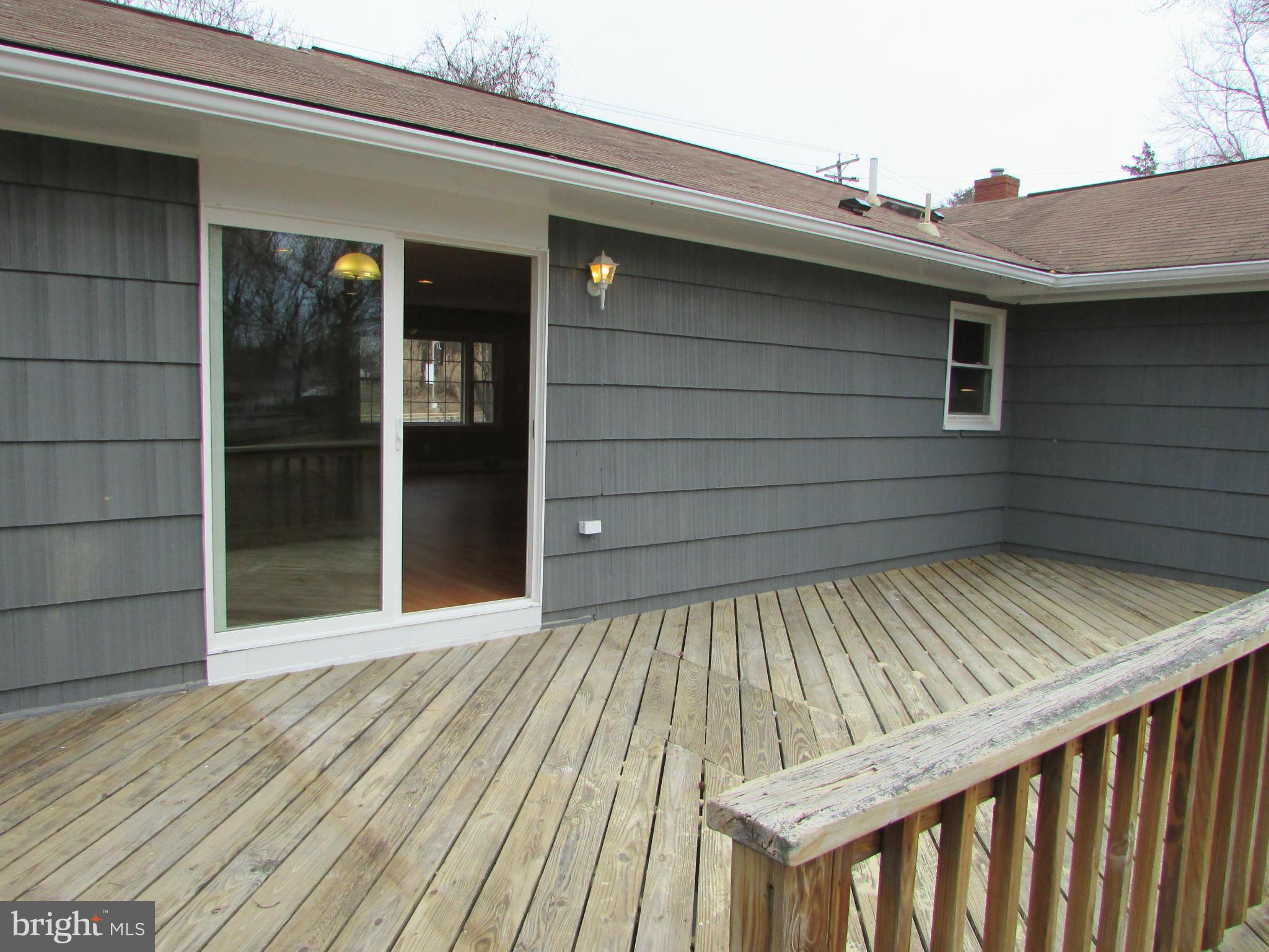 99 Church Road Arnold, MD 21012 - Photo 25 of 30 Exterior (Rear)