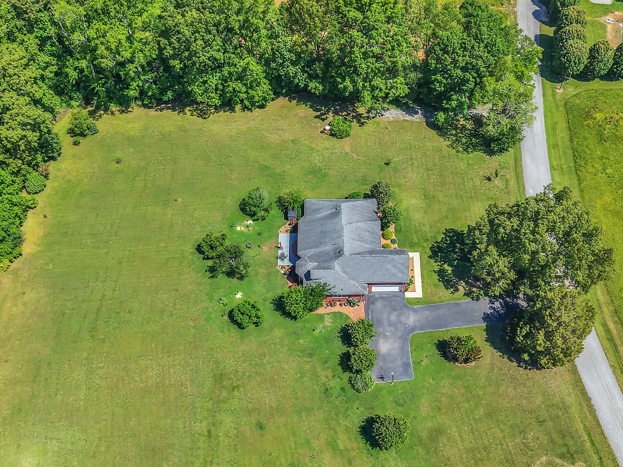 2828 Bains Road Hillsboro, TN 37342 - Photo 36 of 41