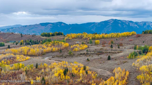 $3,250,000 | 1850 West Bohnetts Road, Jackson, WY 83001
