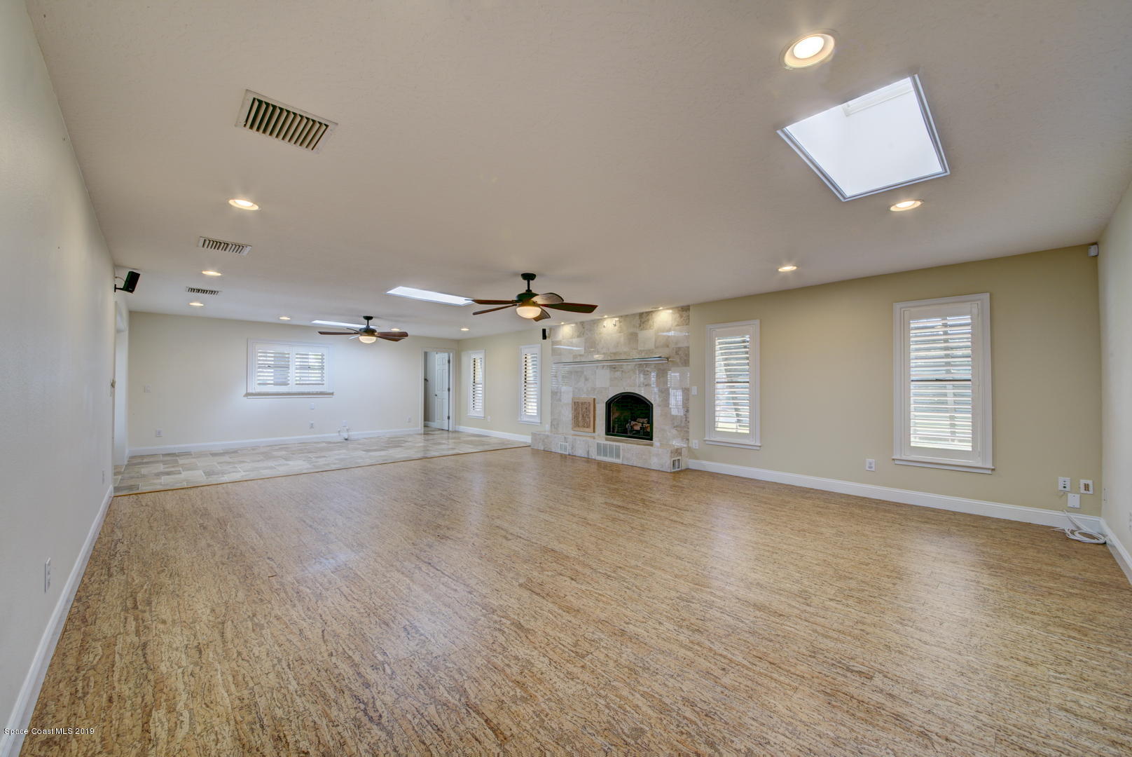 5725 Lake Washington Road Melbourne, FL 32934 - Photo 40 of 72 Living Room