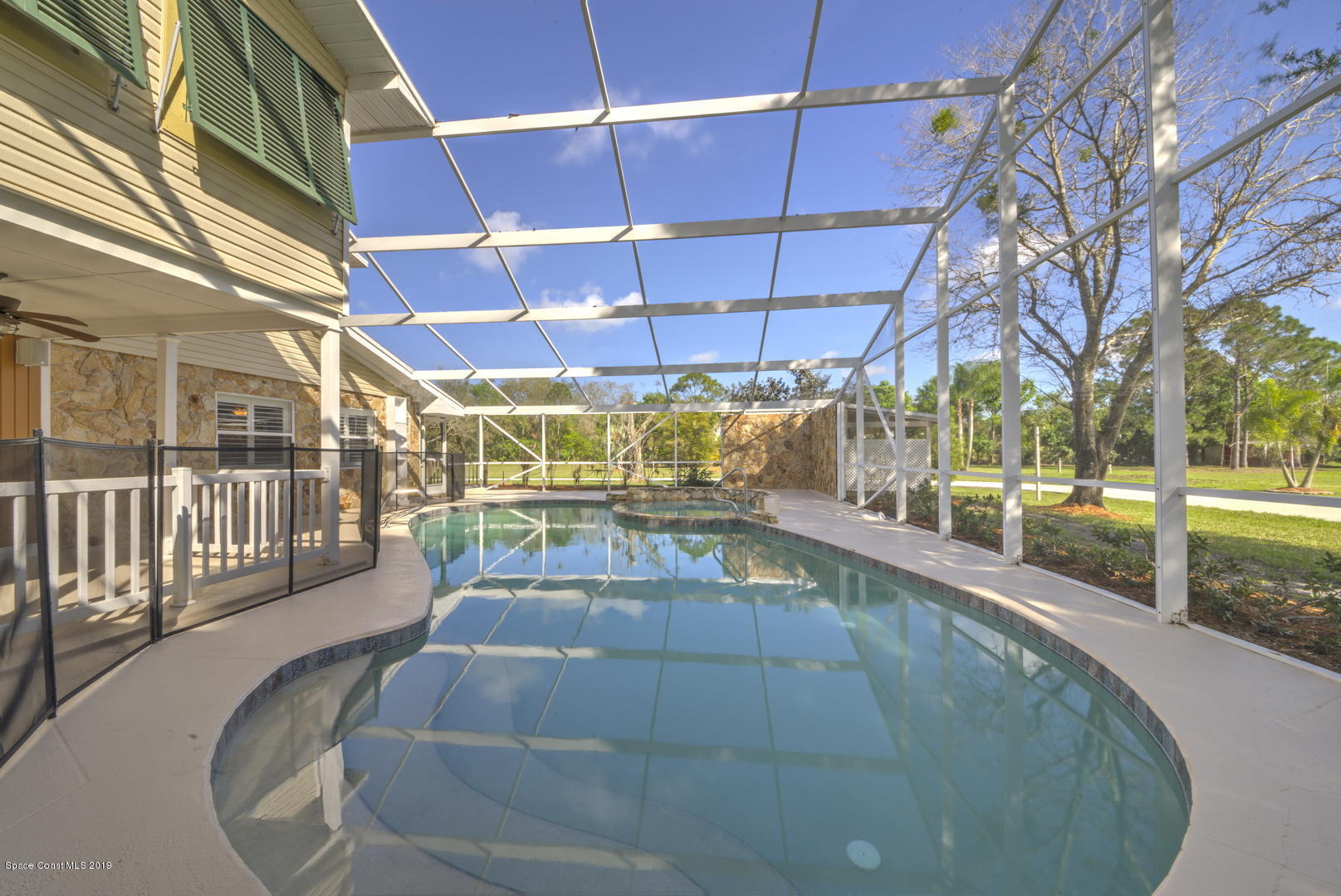 5725 Lake Washington Road Melbourne, FL 32934 - Photo 49 of 72 Screen Enclosed Pool
