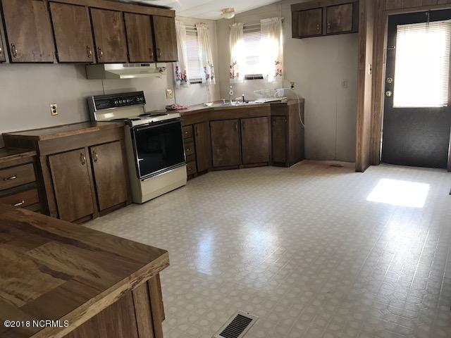 2130 Spring Branch Road Kinston, NC 28504 - Photo 4 of 13 2130 Spring Branch IMG_1981