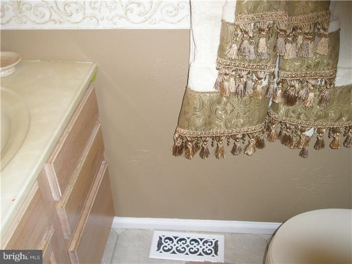 209 Progress Street Riverside, NJ 08075 - Photo 6 of 18 Bathroom