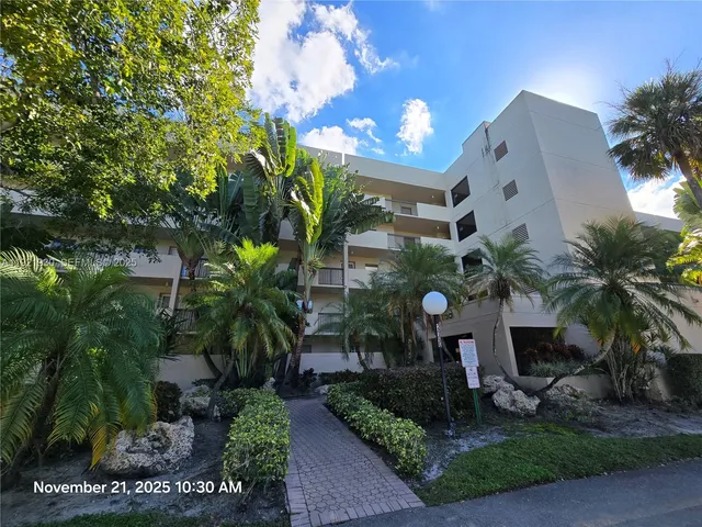 $2,100 | 2900 Northwest 42nd Avenue, Unit A109, Coconut Creek, FL 33066
