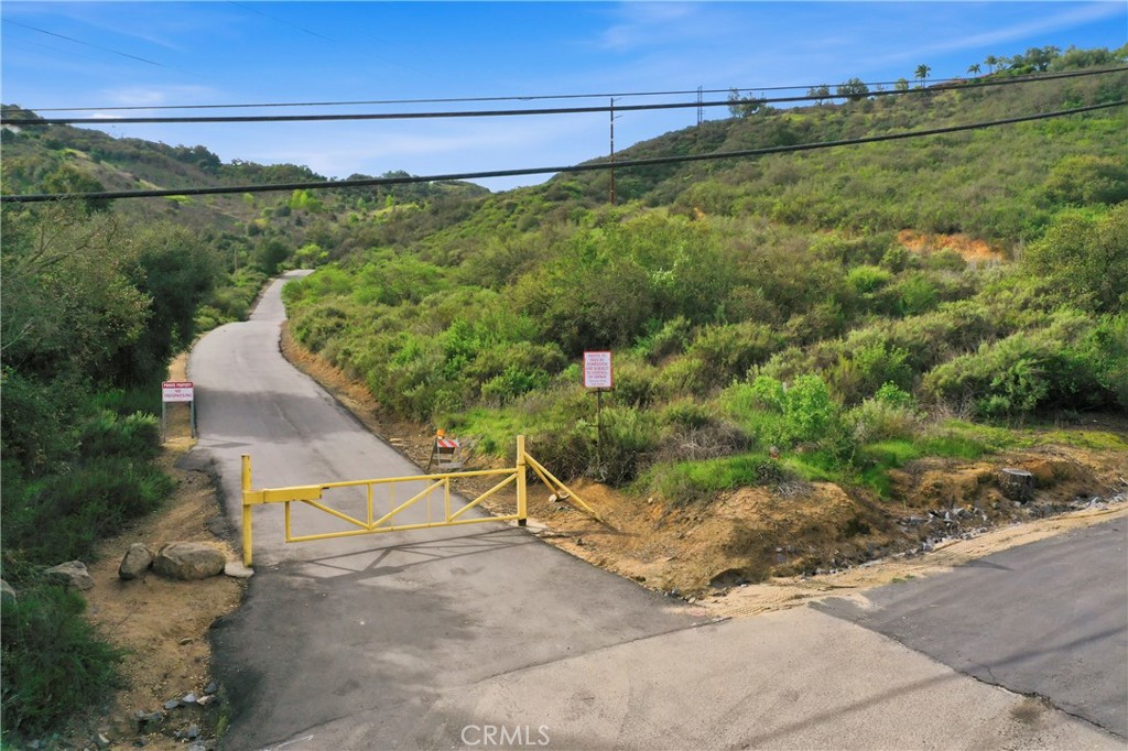 27995 Cougar Pass Road Escondido, CA 92026 - Photo 11 of 15