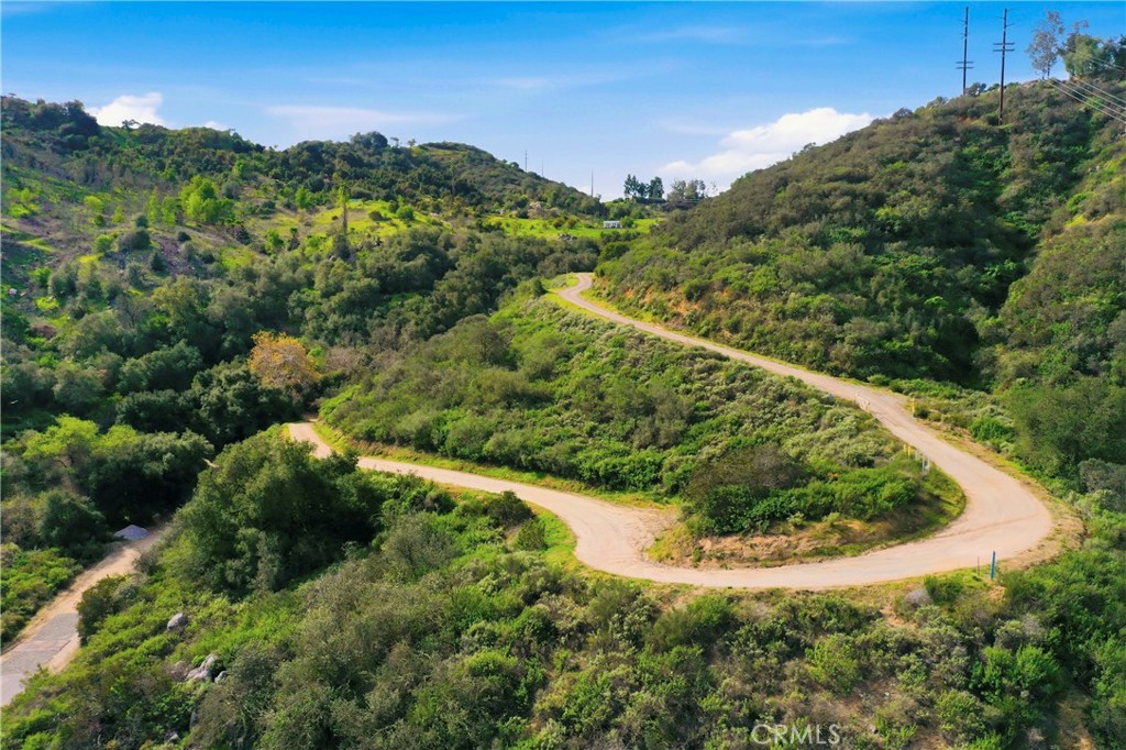 27995 Cougar Pass Road Escondido, CA 92026 - Photo 8 of 15