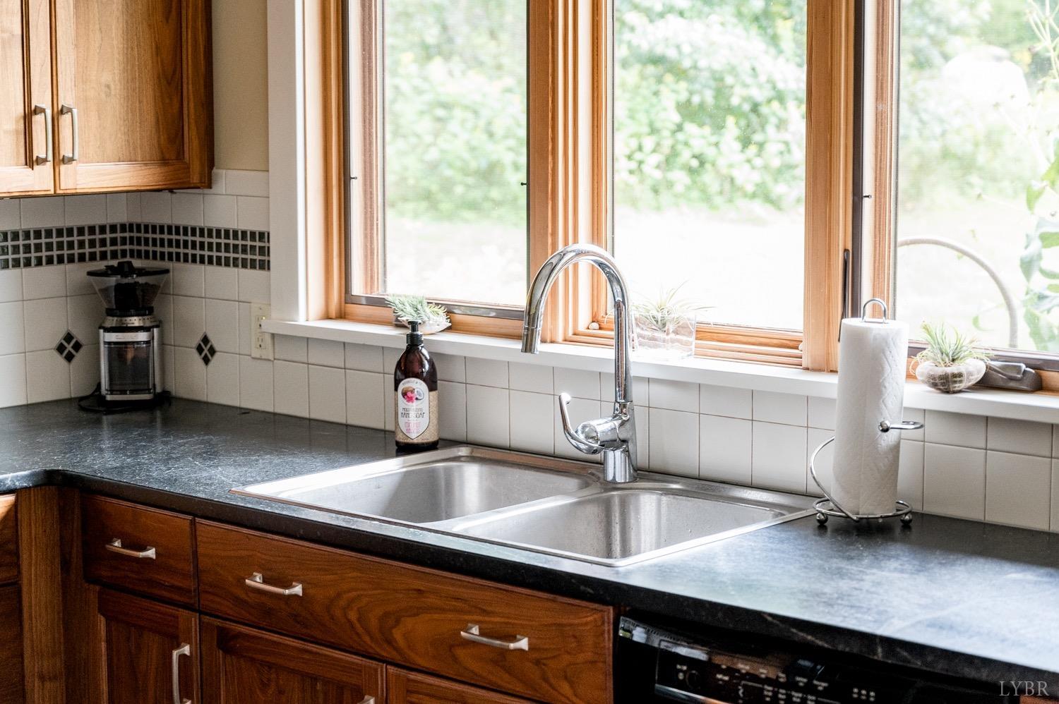 1940 Coffee Road Lynchburg, VA 24503 - Photo 33 of 52