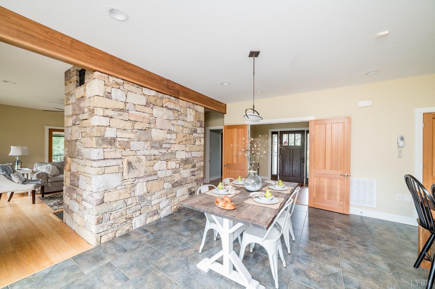 1940 Coffee Road Lynchburg, VA 24503 - Photo 4 of 52