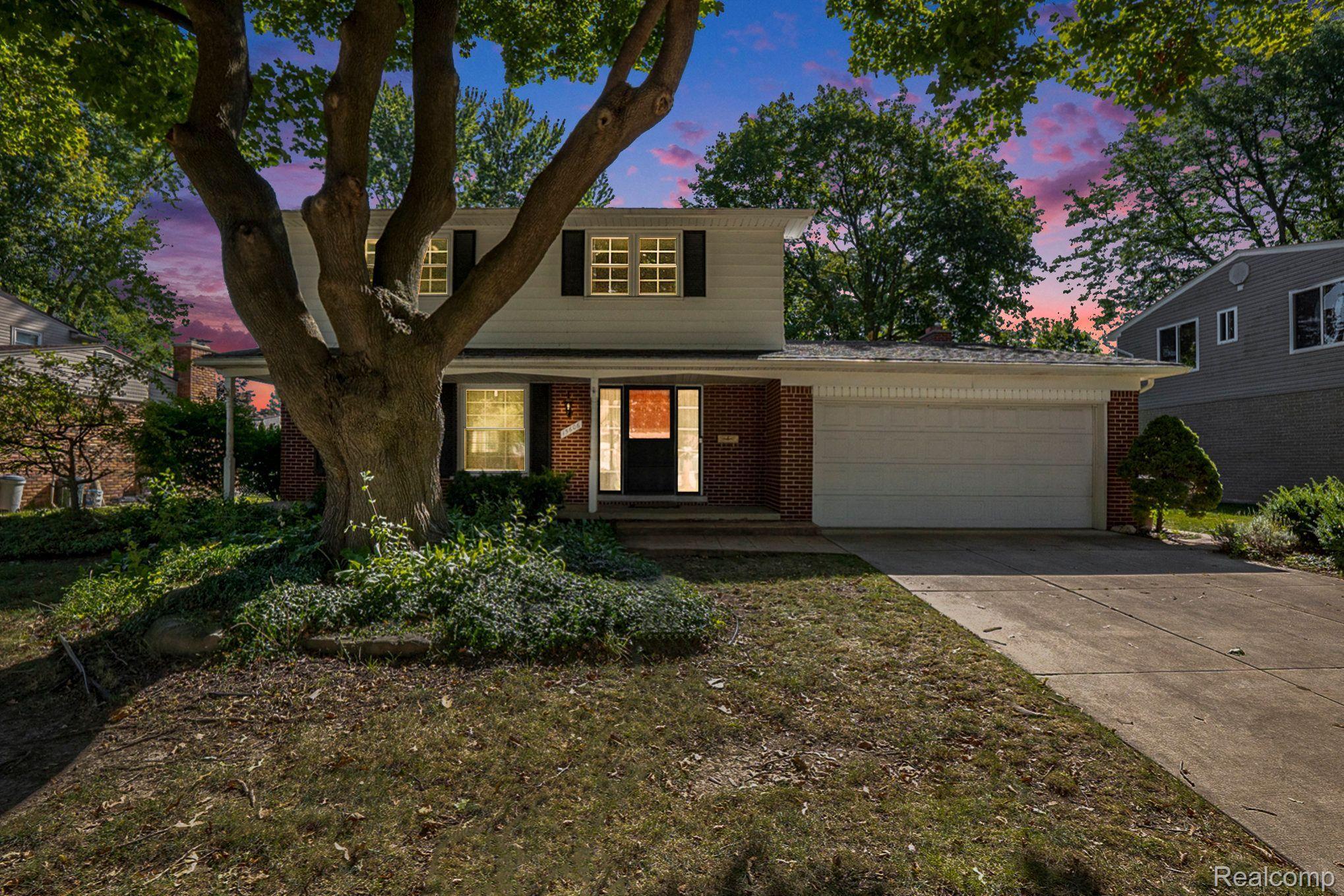 15606 Levan Road Livonia, MI 48154 - Photo 1 of 32 Gallery Image 1