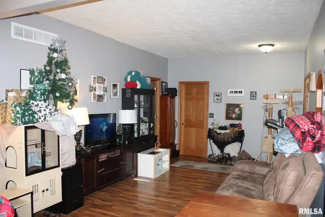 $119,900 | 321 West South Street, Cambridge, IL 61238