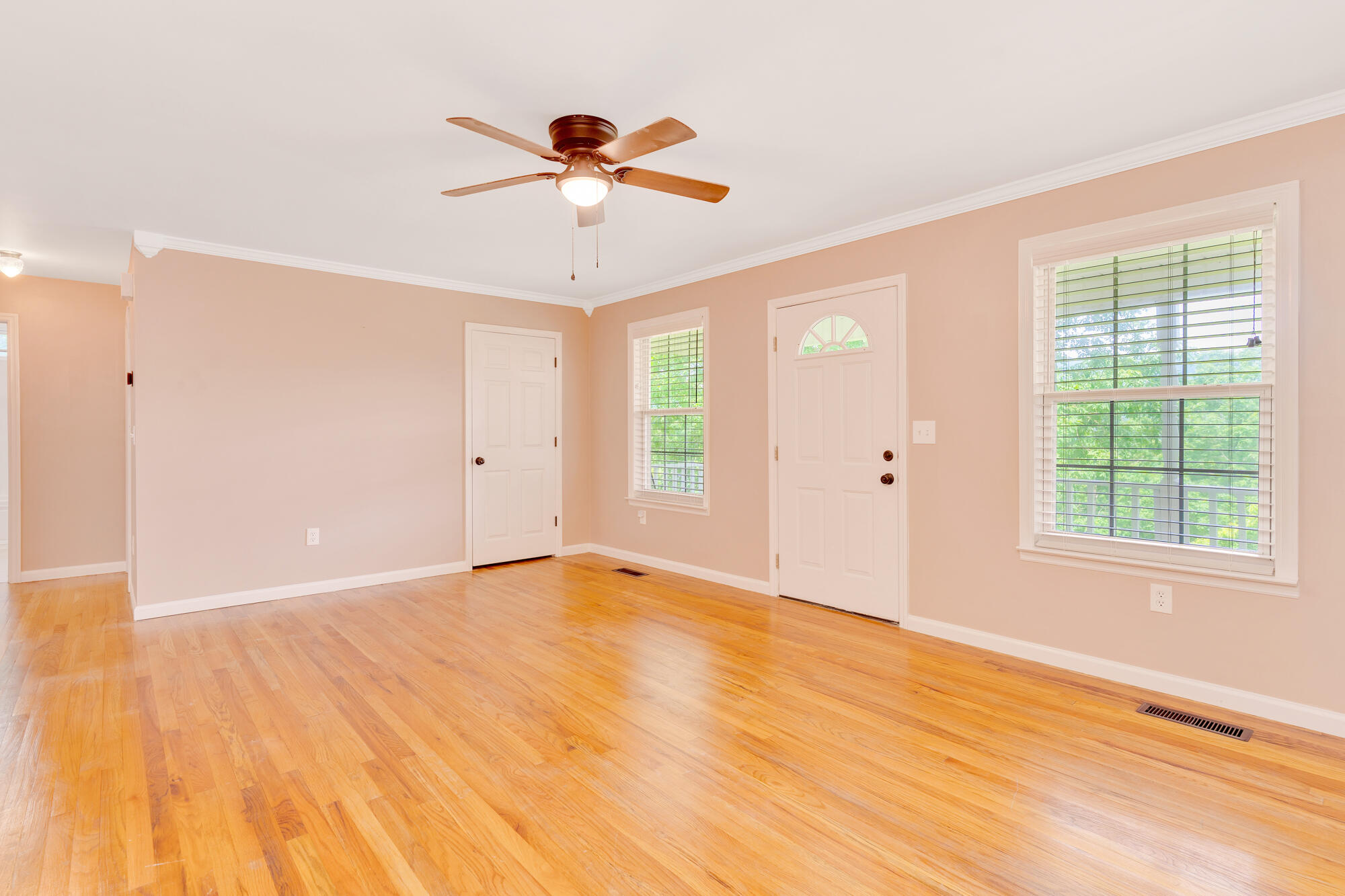 347 Highland Drive Dunlap, TN 37327 - Photo 10 of 29 347-Highland-Dr-MLS-Photos-9