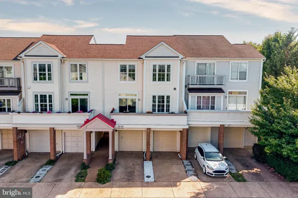 $525,000 | 44136 Shady Glen Terrace, Ashburn, VA 20147