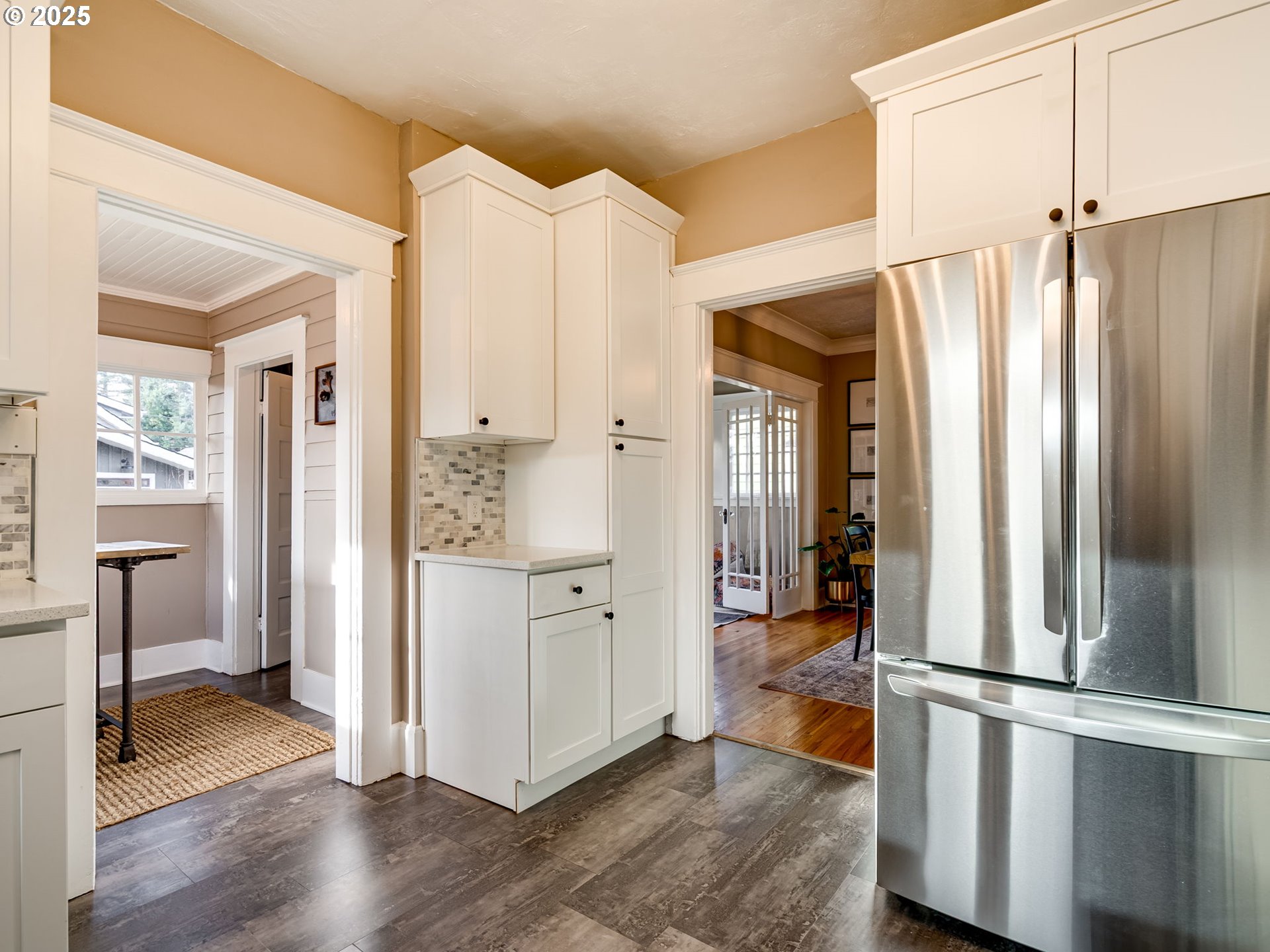 4527 Southeast 74th Avenue Portland, OR 97206 - Photo 11 of 42 Kitchen