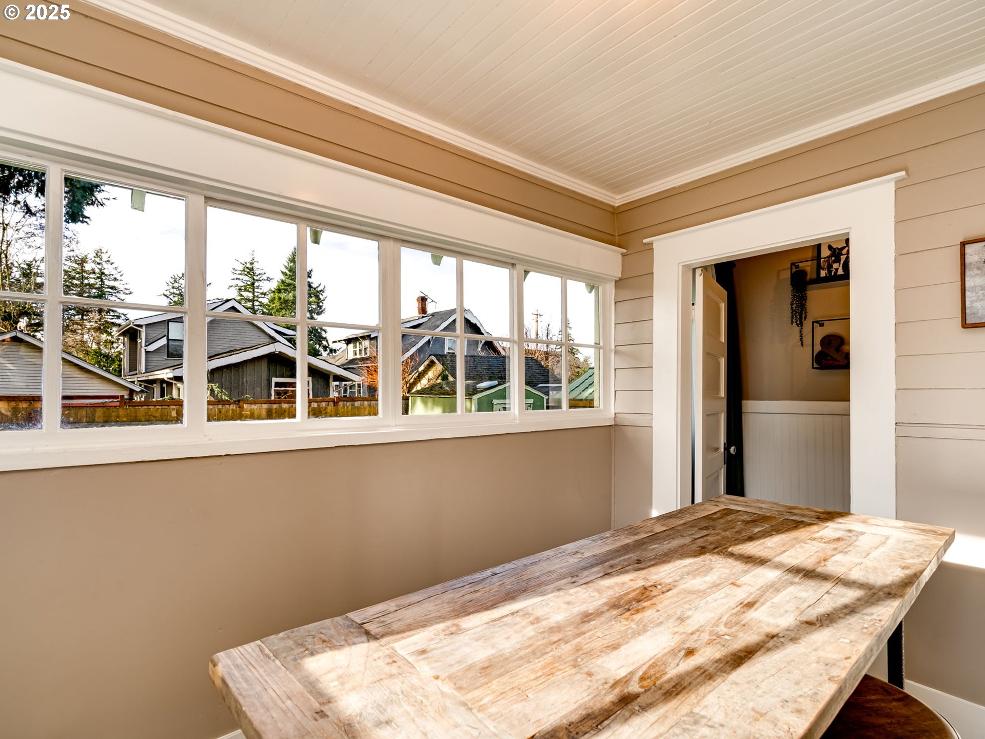 4527 Southeast 74th Avenue Portland, OR 97206 - Photo 18 of 42 Mud Room
