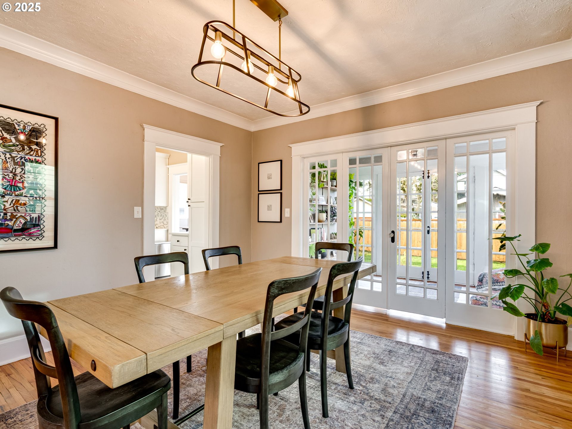 4527 Southeast 74th Avenue Portland, OR 97206 - Photo 8 of 42 Dining Area