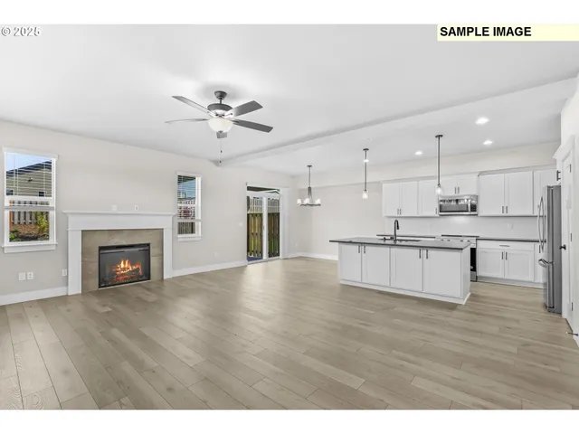 $739,900 | 313 East Caribou Court, Unit 24, La Center, WA 98629