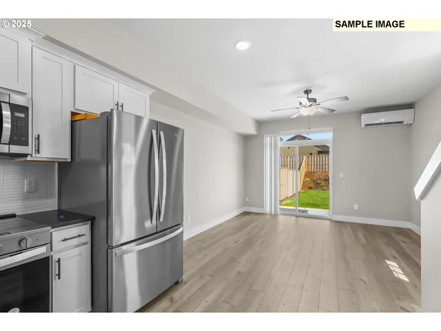 $739,900 | 313 East Caribou Court, Unit 24, La Center, WA 98629