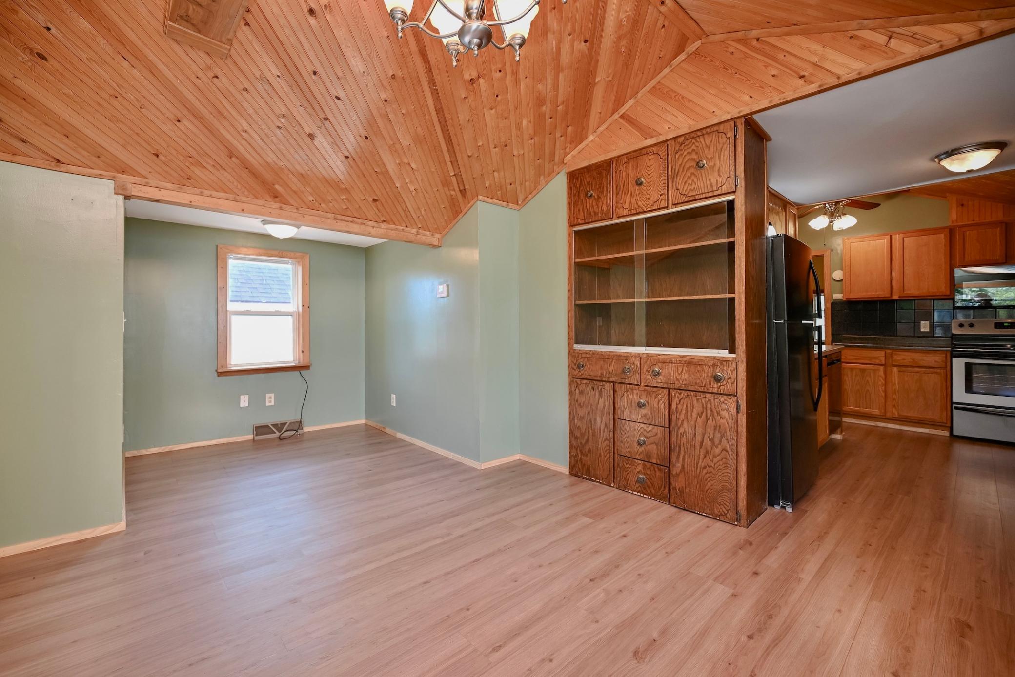 959 West 2nd Street Winona, MN 55987 - Photo 3 of 17