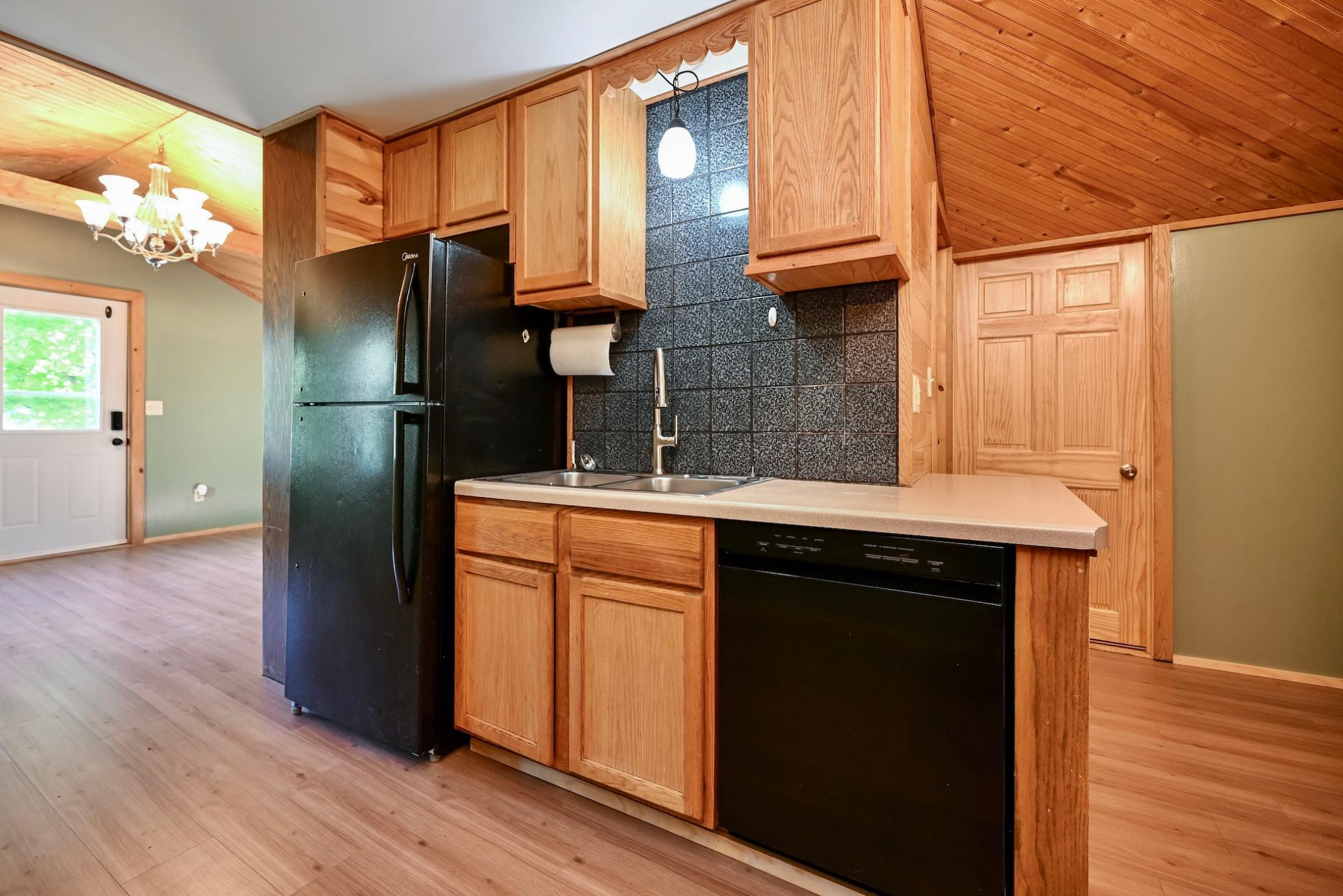 959 West 2nd Street Winona, MN 55987 - Photo 6 of 17