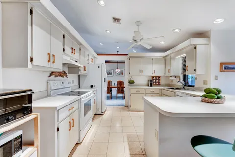 $590,000 | 1059 Wynndale Way, Lantana, FL 33462