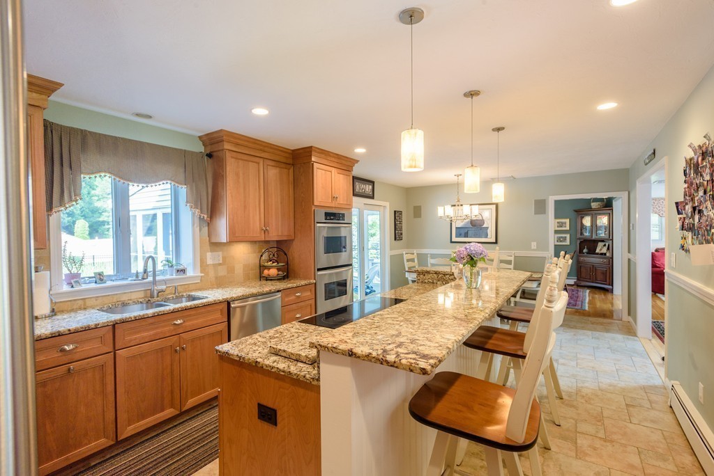275 Old Farm Road Hanover, MA 02339 - Photo 9 of 27 Gallery Image 9