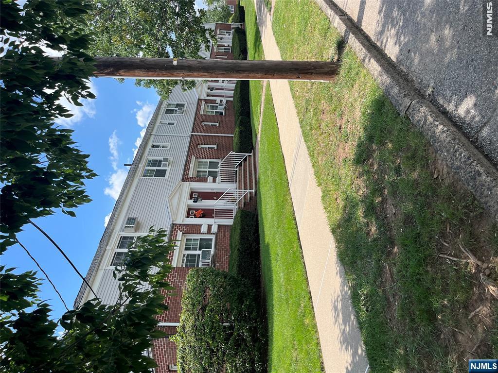 99 Hastings Avenue, Unit B Rutherford, NJ 07070 - Photo 1 of 12 Gallery Image 1