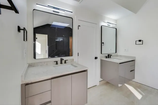 $1,323,000 | 73 Augusta Drive, Deerfield, IL 60015