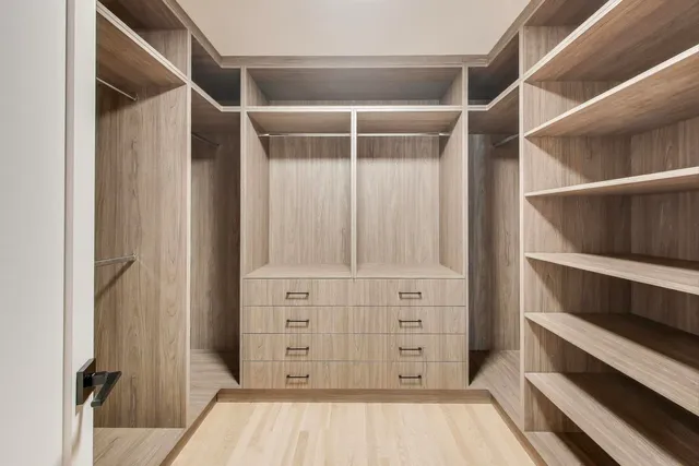 $1,323,000 | 73 Augusta Drive, Deerfield, IL 60015