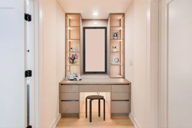 $1,323,000 | 73 Augusta Drive, Deerfield, IL 60015