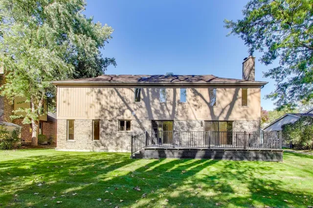 $1,323,000 | 73 Augusta Drive, Deerfield, IL 60015