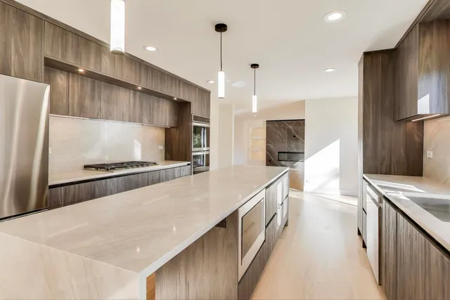 $1,323,000 | 73 Augusta Drive, Deerfield, IL 60015