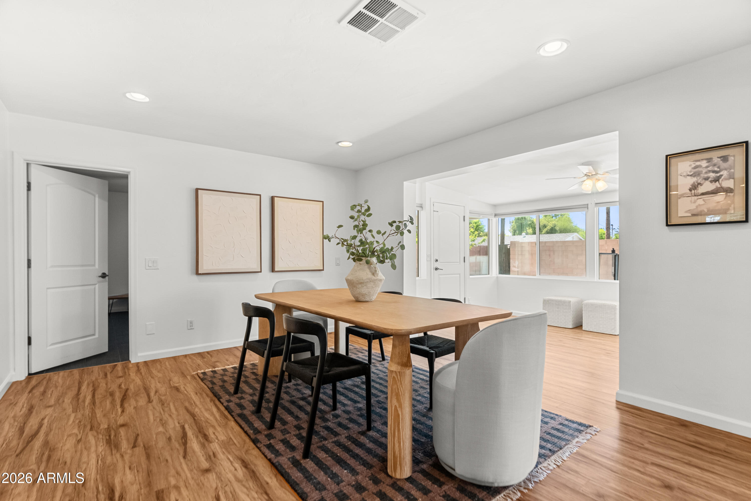 4724 North 36th Street Phoenix, AZ 85018 - Photo 22 of 34 33-DSC07281
