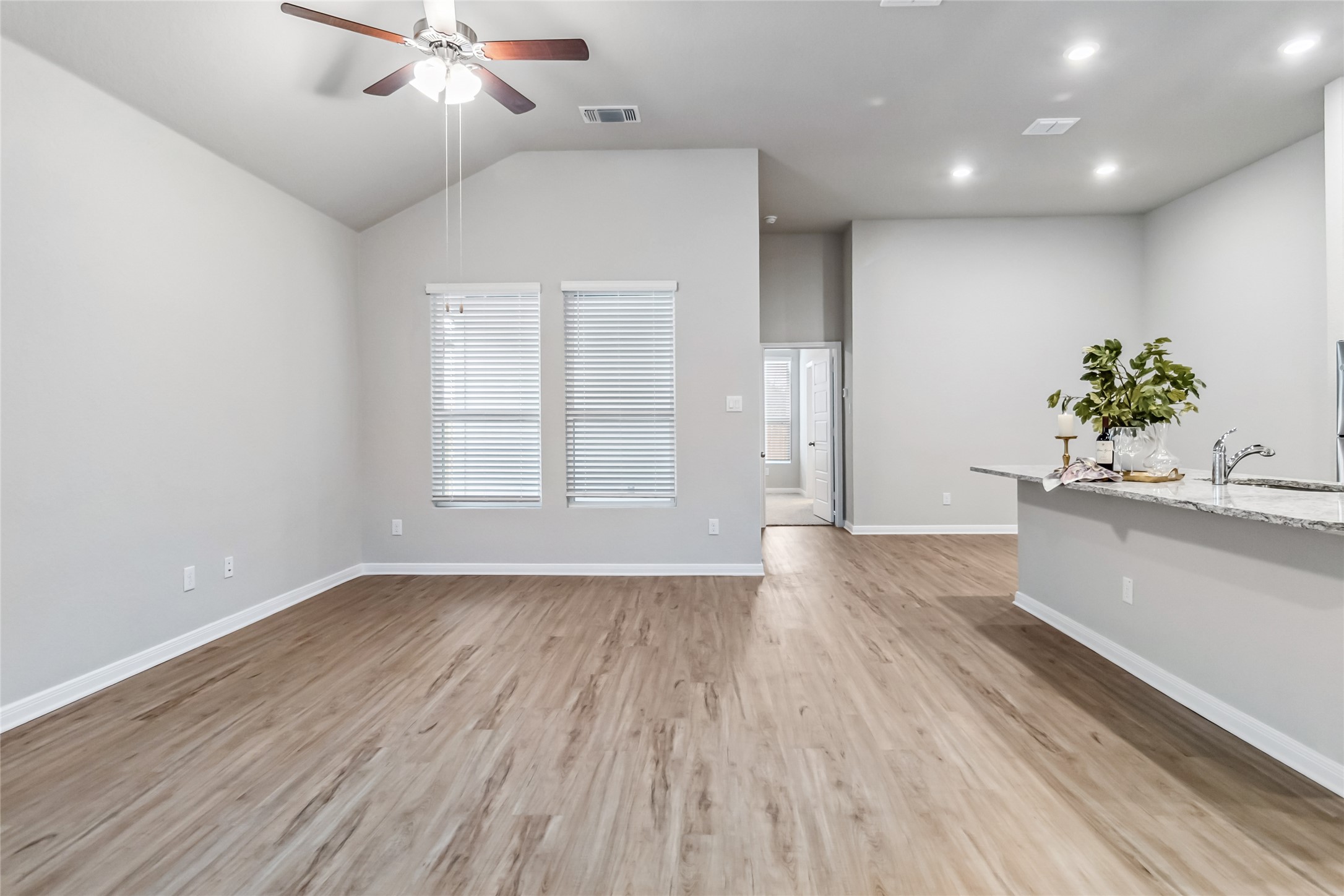 101 Gunner Road Buda, TX 78610 - Photo 7 of 20 Gallery Image 7