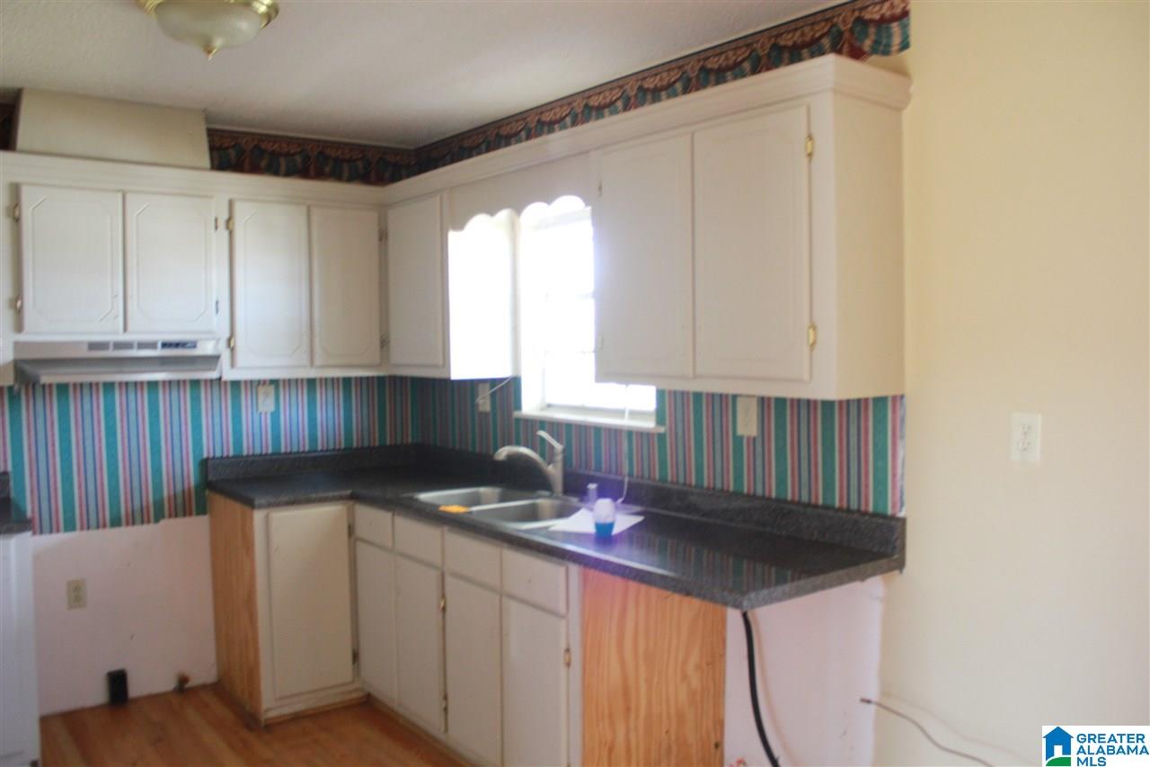 540 Drake Avenue Bessemer, AL 35020 - Photo 10 of 18