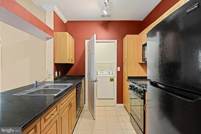 $400,000 | 12956 Centre Park Circle, Unit 410, Herndon, VA 20171