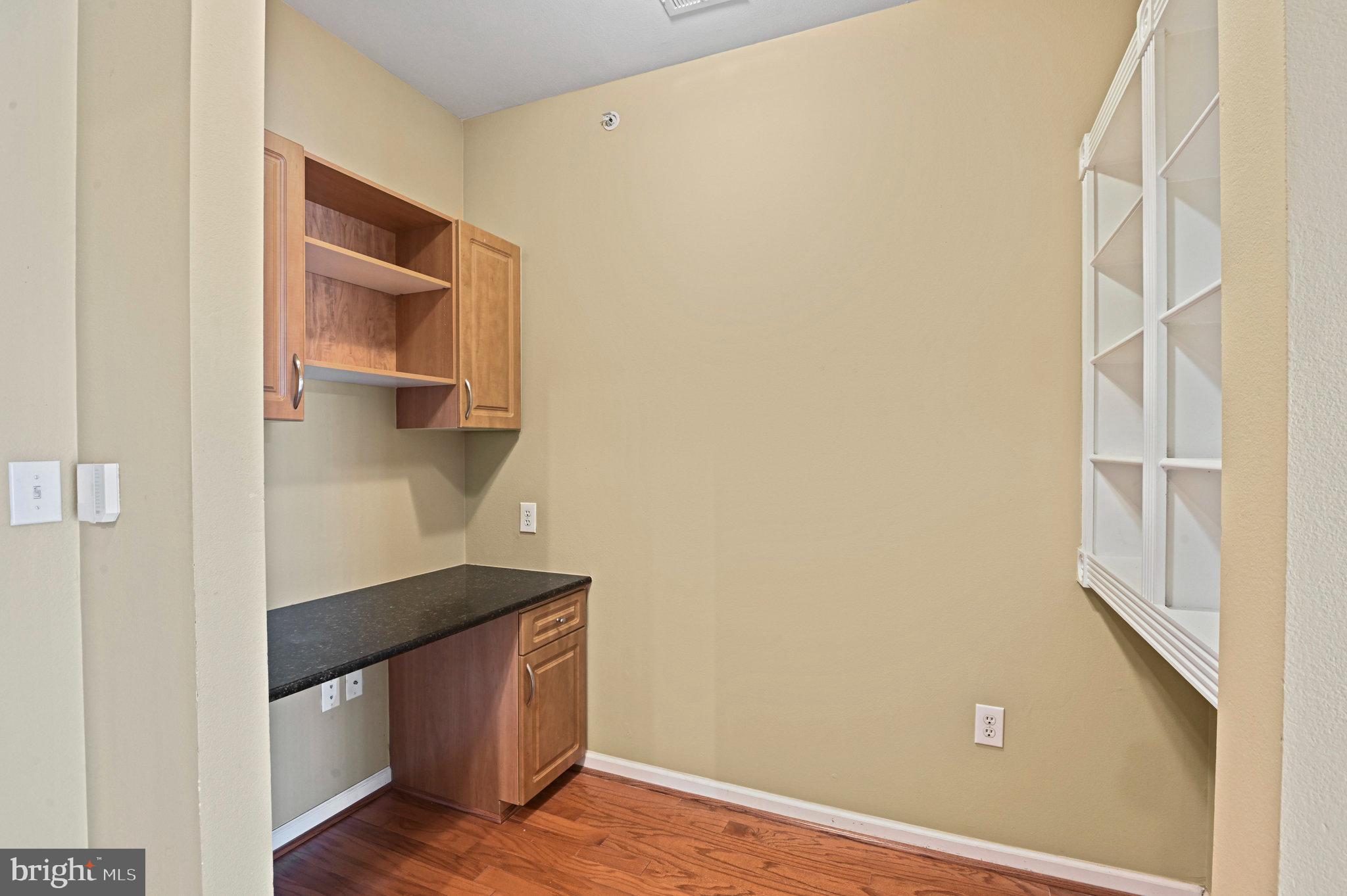 12956 Centre Park Circle, Unit 410 Herndon, VA 20171 - Photo 6 of 16
