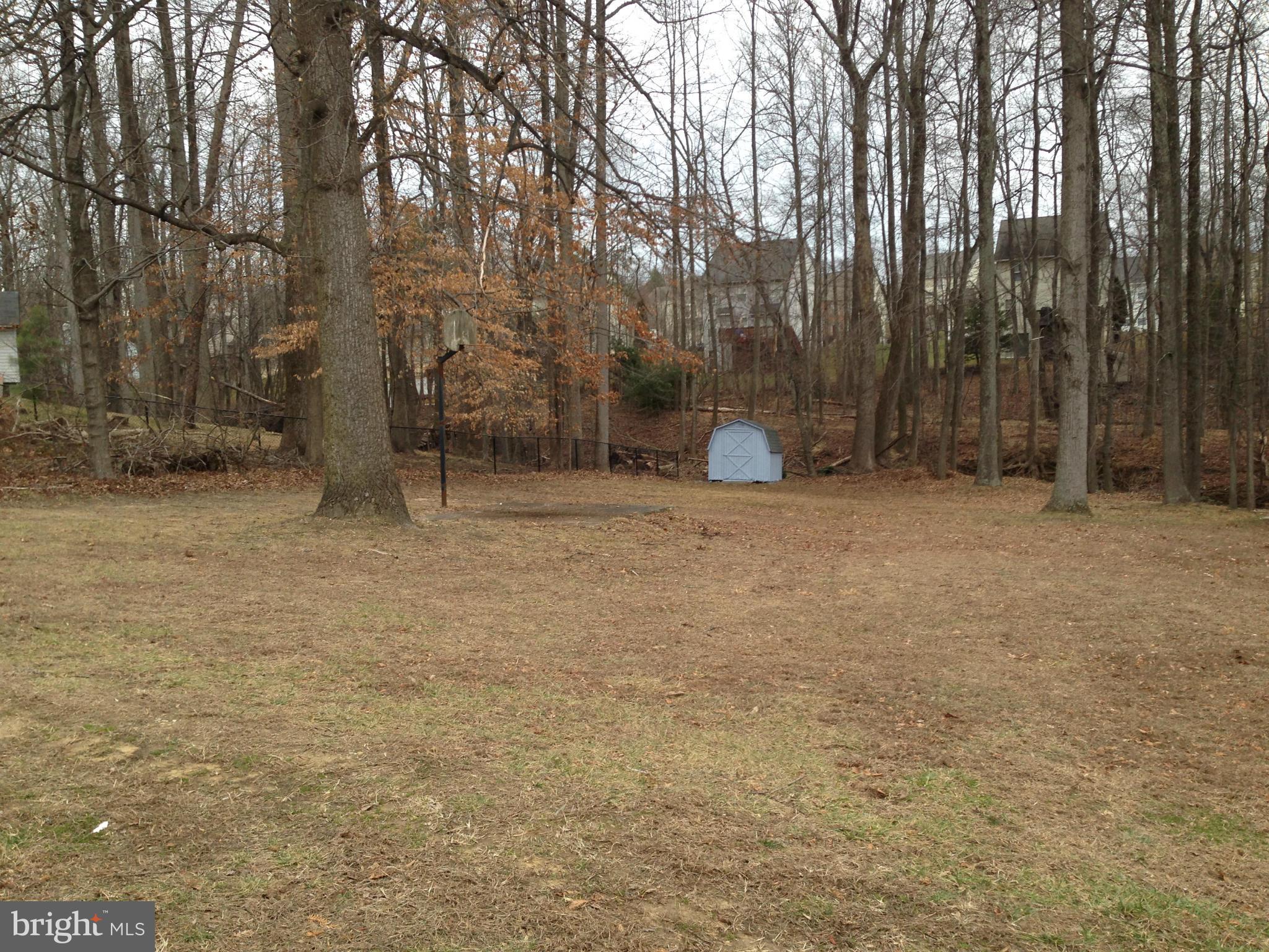 7704 Foxhall Road Clinton, MD 20735 - Photo 4 of 30 Exterior (Rear)