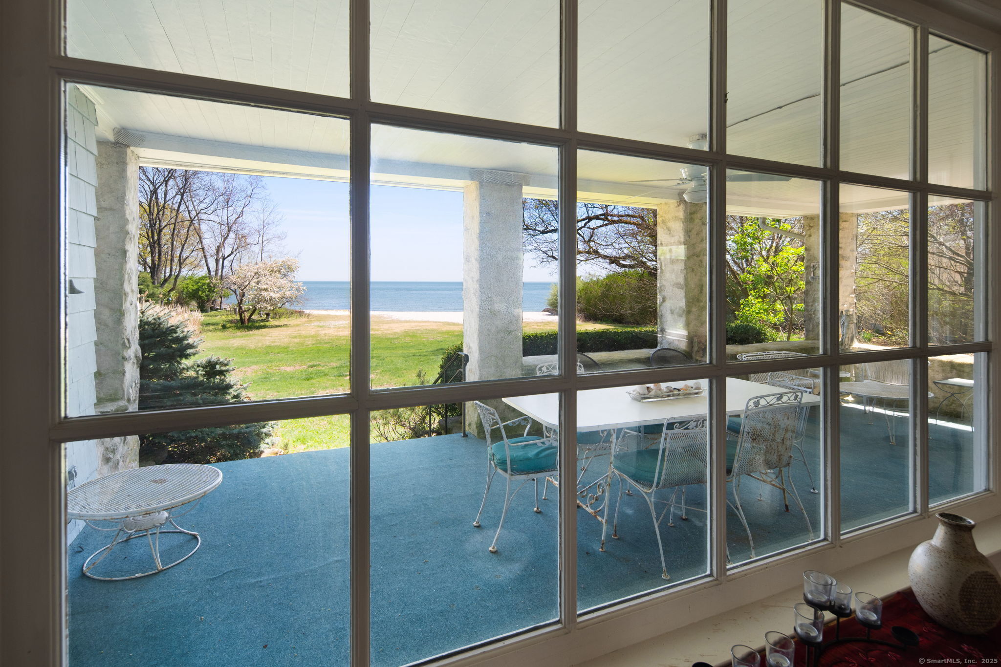 86 Wallacks Drive Stamford, CT 06902 - Photo 11 of 39