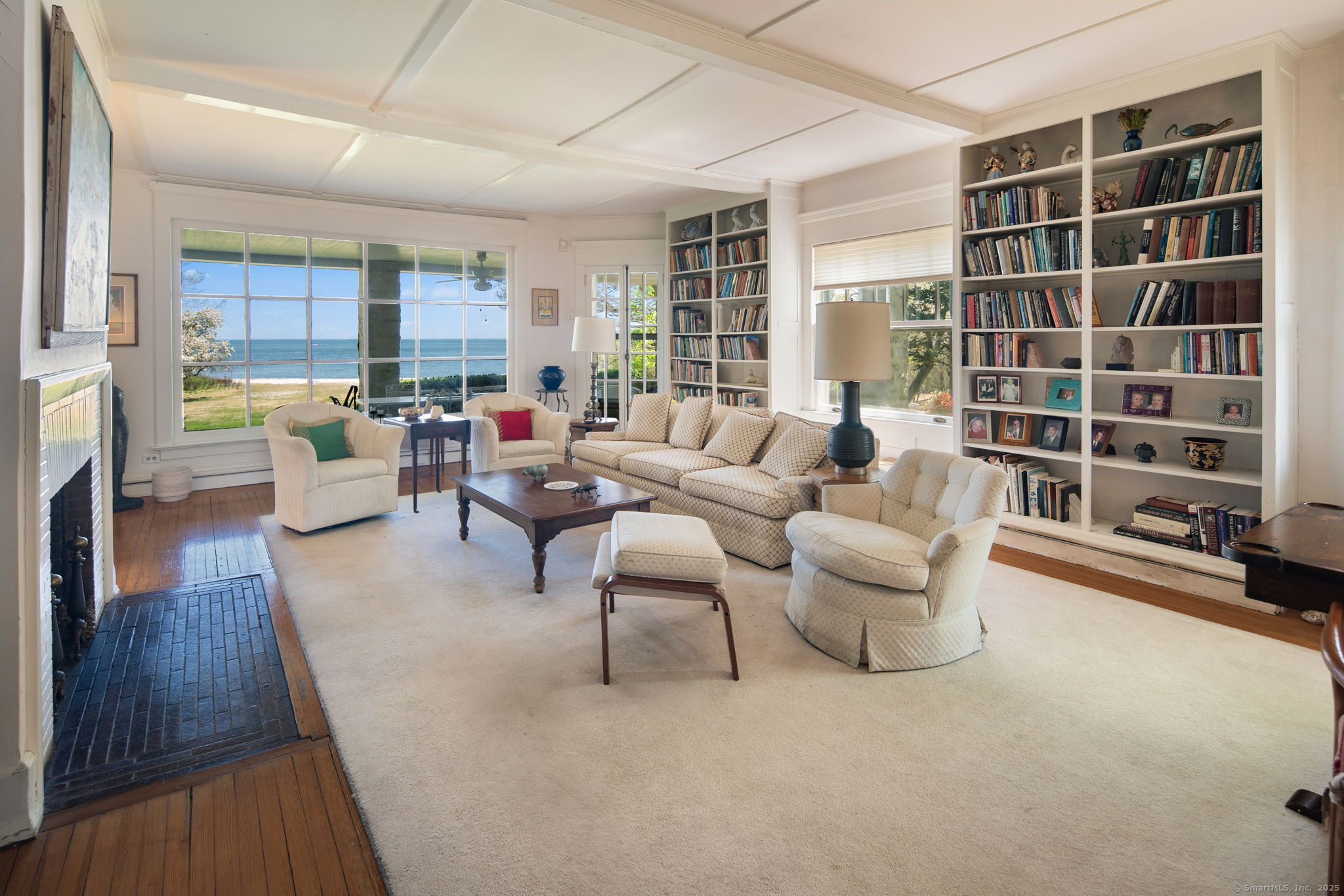 86 Wallacks Drive Stamford, CT 06902 - Photo 12 of 39